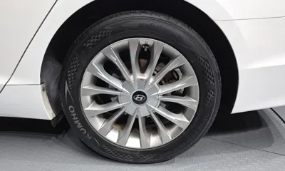 Hyundai Sonata 2016, 140609 км, за 4294.68 USD