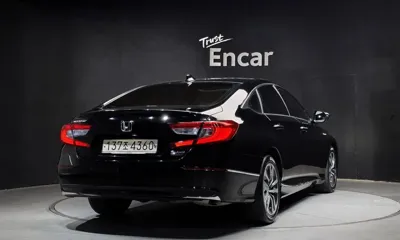 Honda Accord 2020, 103393 км, за 14246.69 USD