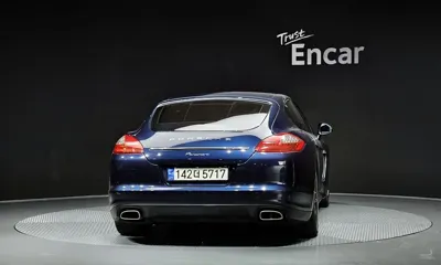 Porsche Panamera 2013, 144512 км, за 12414.6 USD