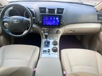 Toyota Highlander 2013, 140000 км, за 6453.6 USD