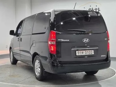 Hyundai Starex 2019, 130357 км, за 7680.19 USD
