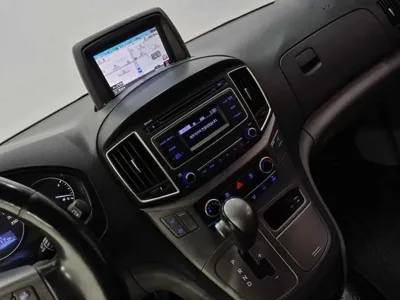 Hyundai Starex 2019, 130357 км, за 7680.19 USD - фото 13
