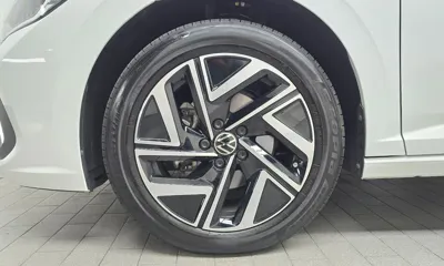 Volkswagen Jetta 2024, 5390 км, за 19404.82 USD