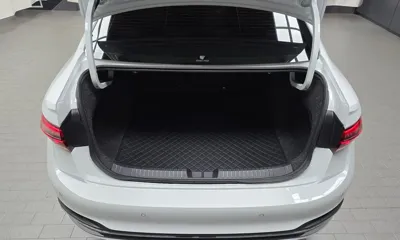 Volkswagen Jetta 2024, 5390 км, за 19404.82 USD - фото 29