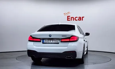 BMW 5-Series 2022, 52996 км, за 25496.67 USD