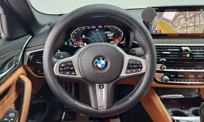 BMW 5-Series 2022, 52996 км, за 25496.67 USD - фото 13