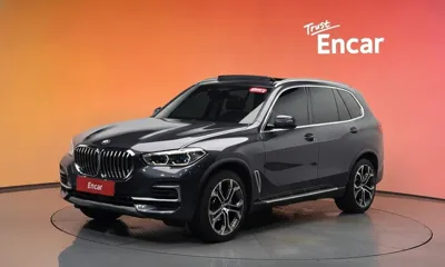 BMW X5 · 2022 год