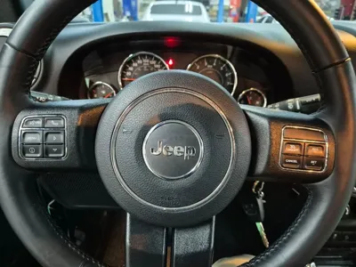 Jeep Wrangler 2017, 79300 км, за 16930.38 USD - фото 7
