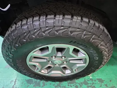 Jeep Wrangler 2017, 79300 км, за 16930.38 USD - фото 17