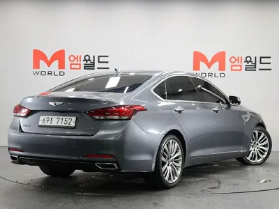 Hyundai Genesis 2016, 162047 км, за 7356.8 USD
