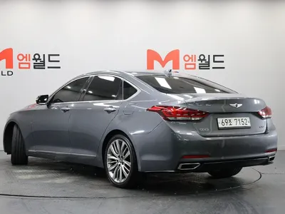 Hyundai Genesis 2016, 162047 км, за 7356.8 USD