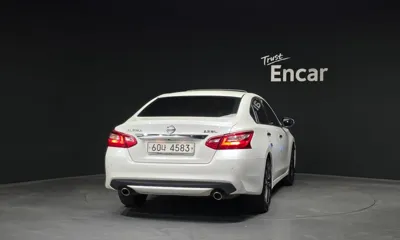 Nissan Altima 2017, 84436 км, за 5880.41 USD