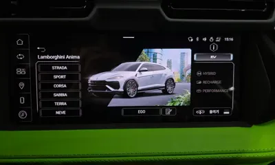 Lamborghini Urus 2025, 4457 км, за 289930.34 USD - фото 35