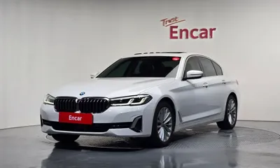 BMW 5-Series · 2022 год