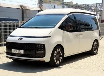 Hyundai Staria · 2024 год