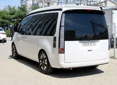 Hyundai Staria 2024, 47561 км, за 27029.33 USD