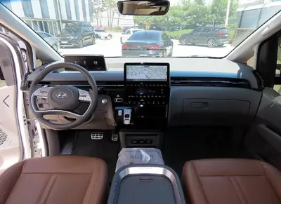 Hyundai Staria 2024, 47561 км, за 27029.33 USD - фото 8