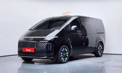 Hyundai Staria · 2022 год