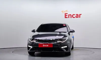 Kia K5 2019, 76178 км, за 10174.61 USD