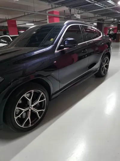 BMW X6 2020, 81000 км, за 42011.29 USD