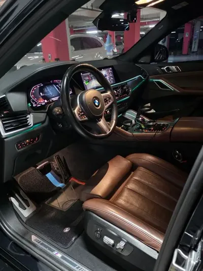 BMW X6 2020, 81000 км, за 42011.29 USD