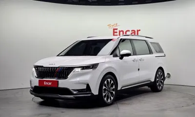 Kia Canival · 2023 год