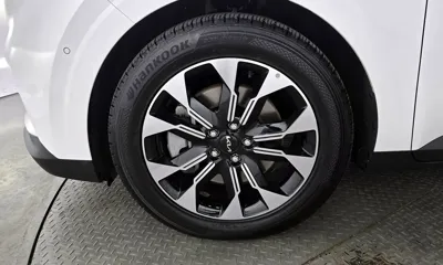 Kia Canival 2023, 71212 км, за 18195.4 USD