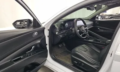 Hyundai Avante 2021, 101995 км, за 10831.04 USD - фото 10