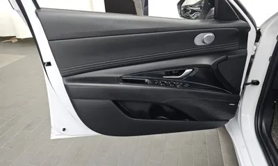 Hyundai Avante 2021, 101995 км, за 10831.04 USD - фото 24