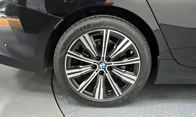 BMW 3-Series 2025, 8617 км, за 24267.16 USD