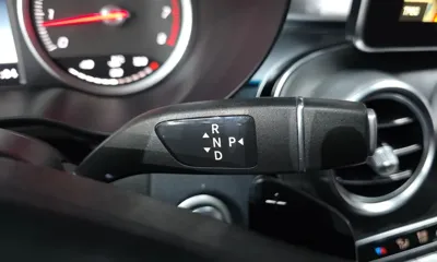 Mercedes-Benz GLC-Class 2019, 79919 км, за 20060.39 USD - фото 9