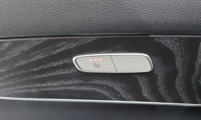 Mercedes-Benz GLC-Class 2019, 79919 км, за 20060.39 USD - фото 19
