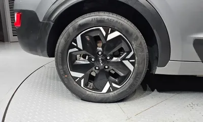 Kia Niro 2023, 52449 км, за 16605.87 USD