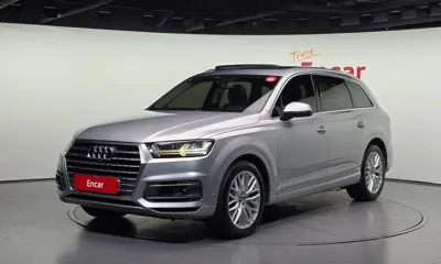 Audi Q7 · 2016 год
