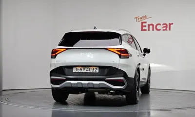 Kia Sportage 2023, 66456 км, за 12613.85 USD