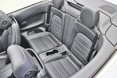Mercedes-Benz C-Class 2017, 87877 км, за 14047.53 USD - фото 19