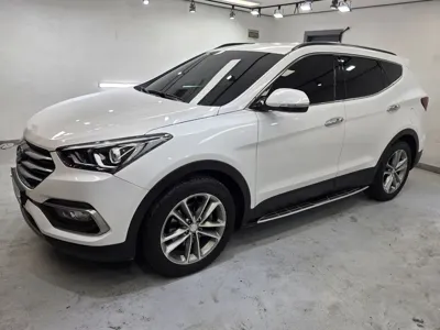 Hyundai Santafe 2016, 166146 км, за 7201.85 USD