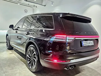 Lincoln Aviator 2023, 18167 км, за 35684.04 USD