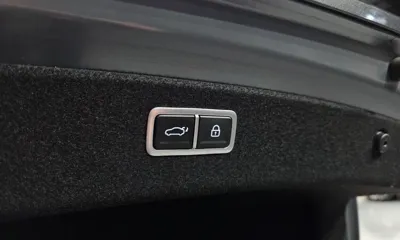 Genesis G80 2021, 142694 км, за 17657.87 USD - фото 20