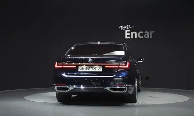 BMW 7-Series 2020, 132926 км, за 27349.08 USD