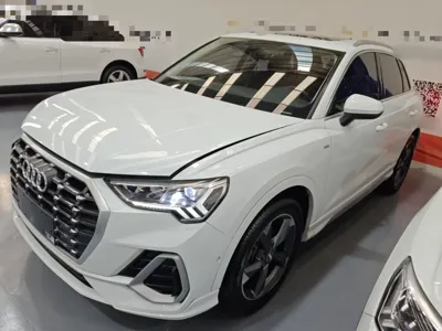 Audi Q3 · 2021 год