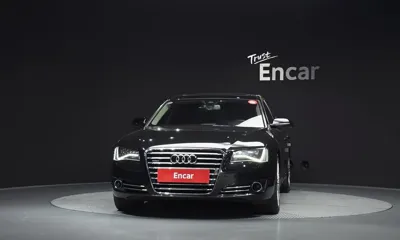 Audi A8 2012, 193216 км, за 5980.63 USD