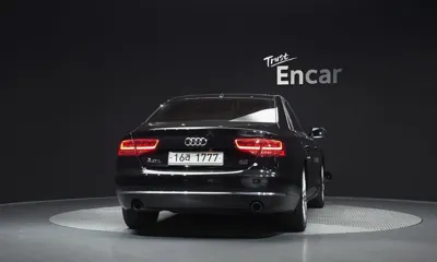 Audi A8 2012, 193216 км, за 5980.63 USD