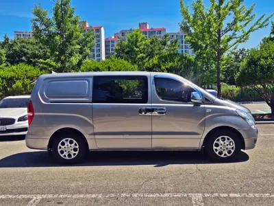 Hyundai Starex 2016, 169701 км, за 4296.67 USD - фото 7