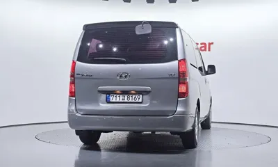 Hyundai Starex 2016, 205081 км, за 4791.91 USD