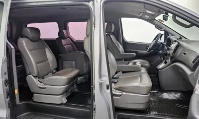 Hyundai Starex 2016, 205081 км, за 4791.91 USD - фото 10