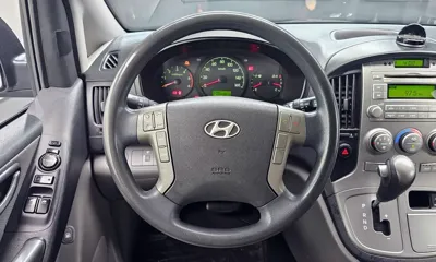 Hyundai Starex 2016, 205081 км, за 4791.91 USD - фото 13