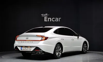Hyundai Sonata 2022, 30112 км, за 13596.95 USD