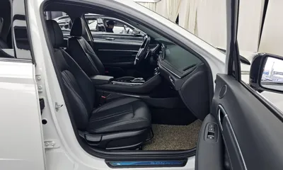 Hyundai Sonata 2022, 30112 км, за 13596.95 USD - фото 11