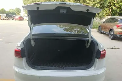 Volkswagen Bora 2021, 52000 км, за 10226 USD - фото 22